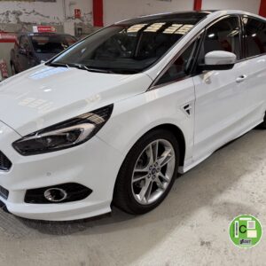 FORD SMAX 2.0 TDCi 132kW 180CV Titanium